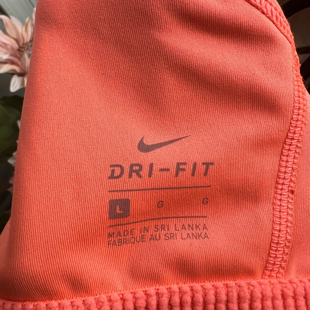 Peloton Nike Collab Women's Dri-Fit Swoosh Bra (Orange), large - Picture 3 of 5